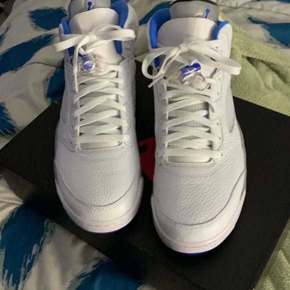 Nike Air Jordan 5 Stealth 2021 - Picture 2 of 8